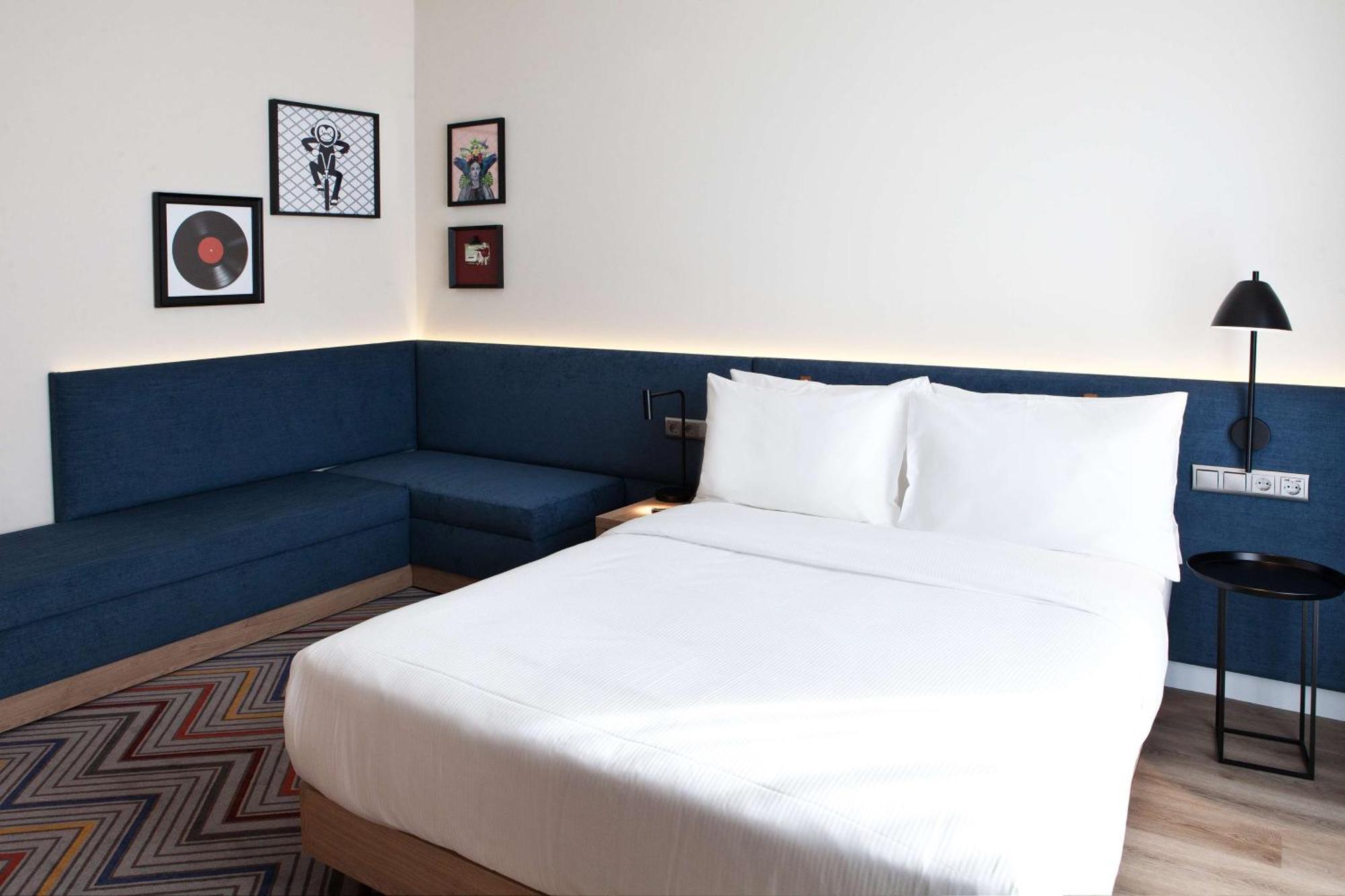 Hampton By Hilton Munich Airport South Hotel